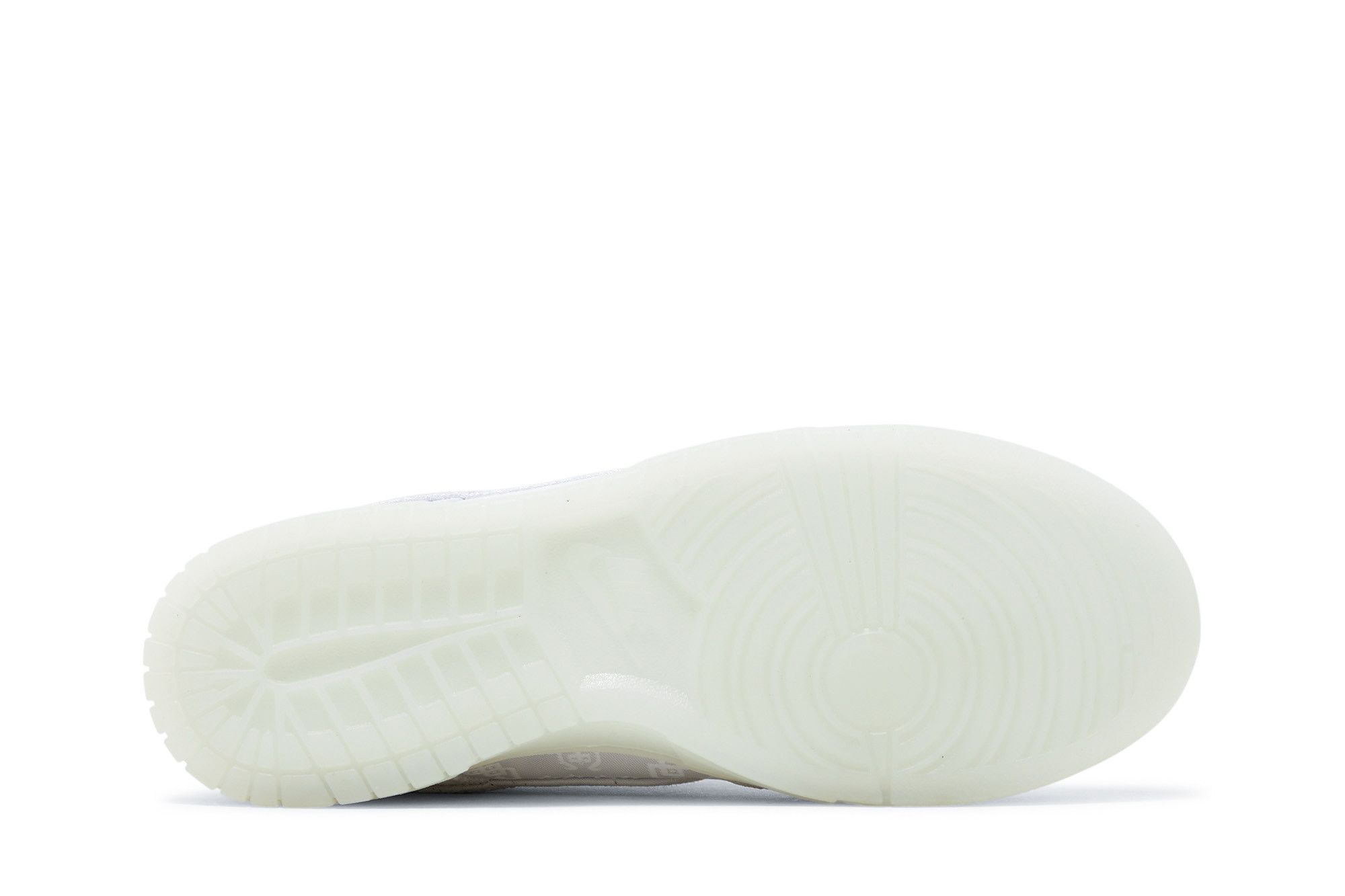 Buy Fragment Design x CLOT x Dunk Low SP '20th Anniversary Buy Fragment Design x CLOT x Dunk Low SP '20th Anniversary