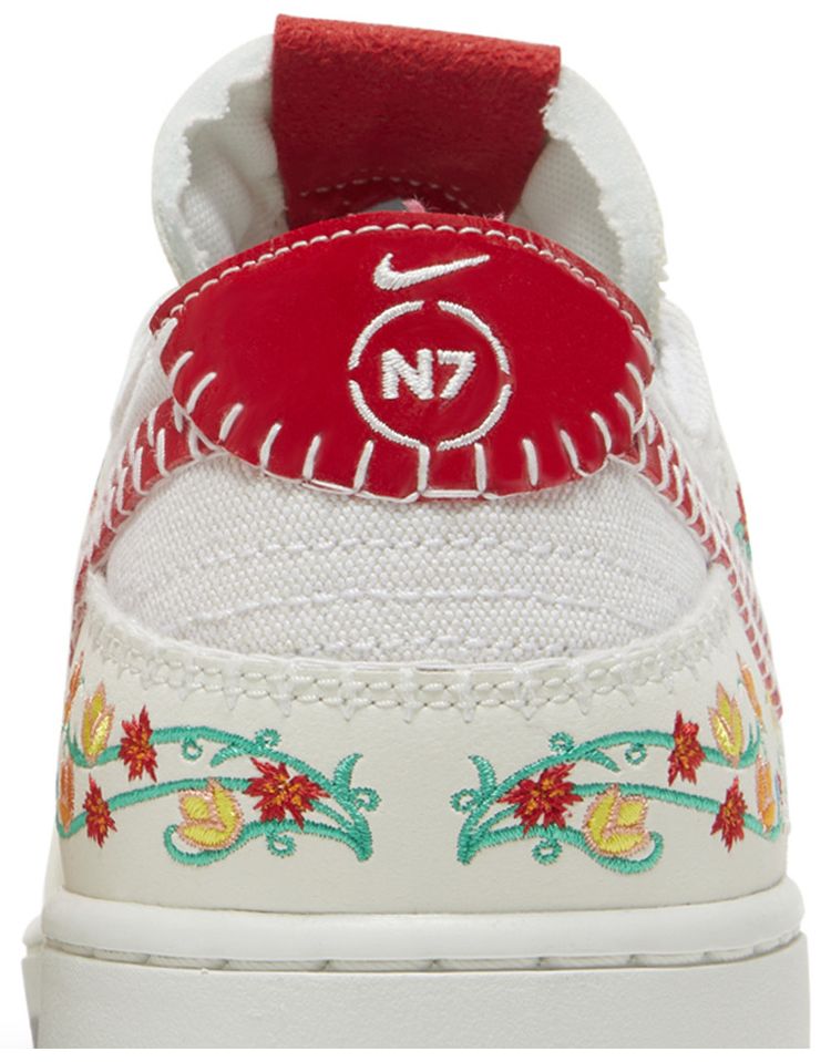 Nike Dunk Low Decon SB N7 Sail University Red