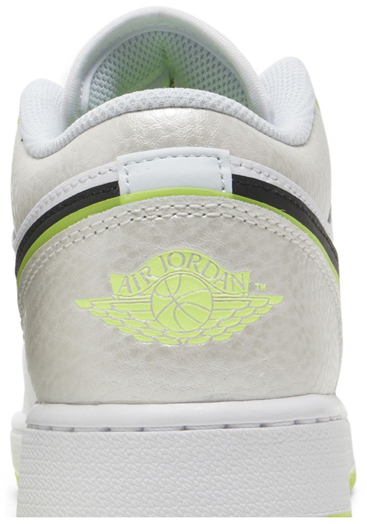 Air Jordan 1 Low SE GS Warped Swoosh