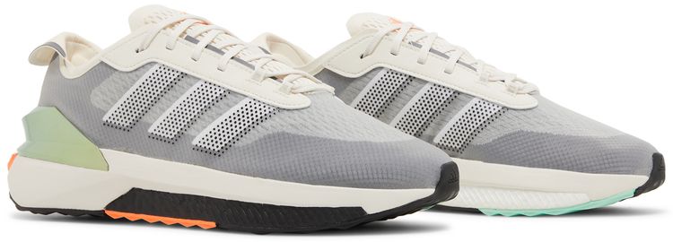 Adidas Avryn Chalk Orange