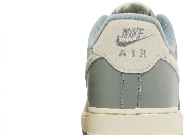 Nike Air Force 1 Low 07 LX Mica Green
