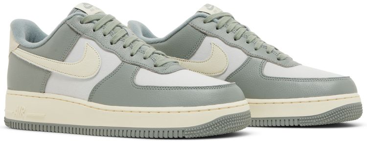 Nike Air Force 1 Low 07 LX Mica Green