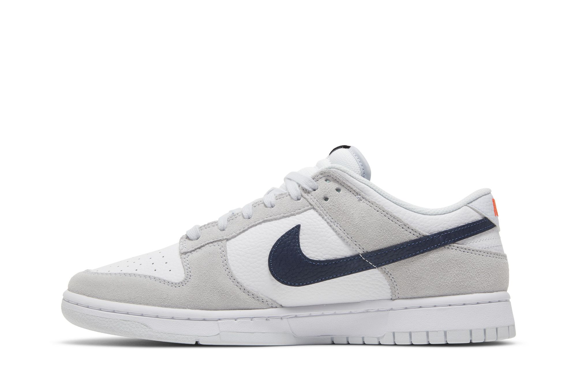 Nike sb small swoosh hot sale