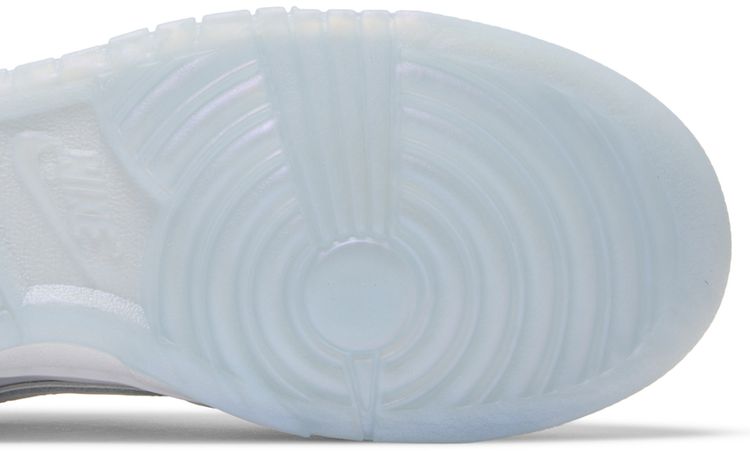 Nike Wmns Dunk Low Unlock Your Space