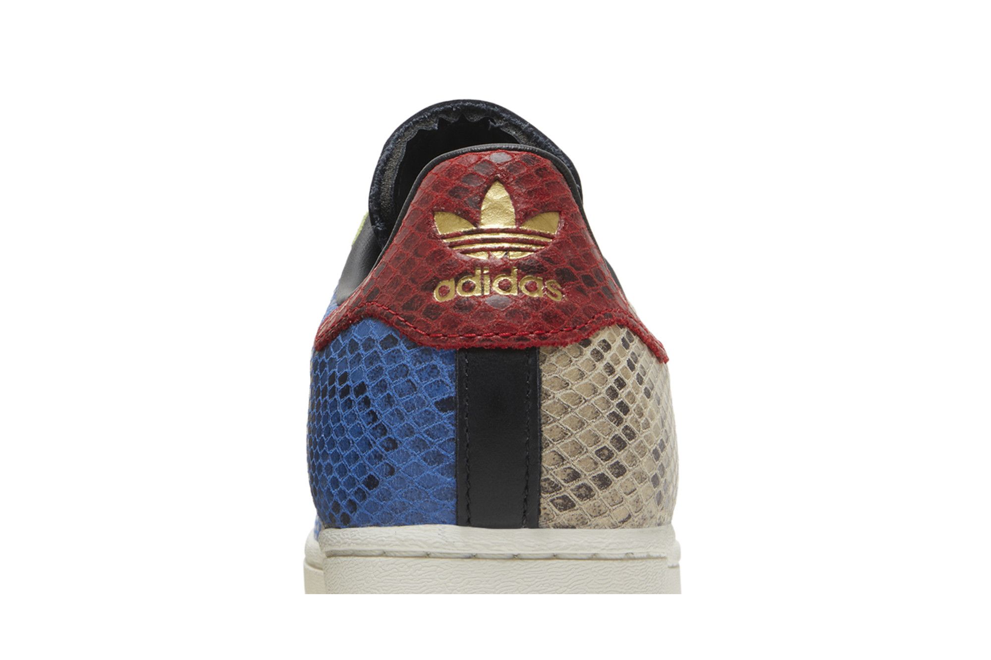 Buy Wmns Superstar Python ID4279 GOAT