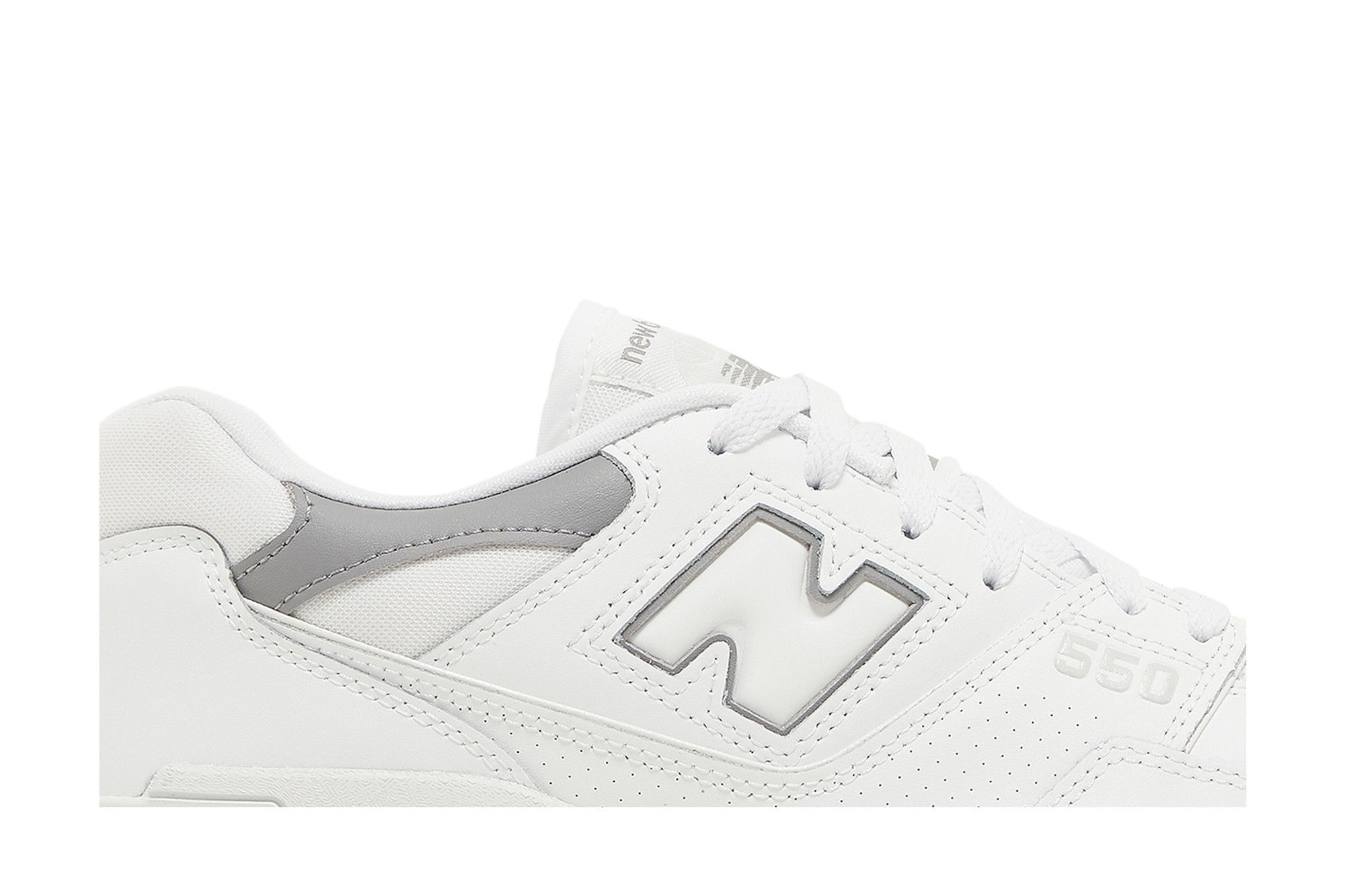 さなページ New Balance 550 Salt and Pepper 𝗖𝗼𝗹𝗼𝗿𝘄𝗮𝘆: White