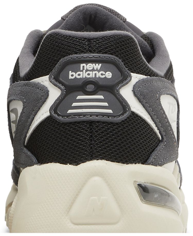 New Balance 725 Magnet Black