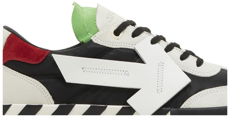 Off White Floating Arrow Low Vulc Leather White Black Green