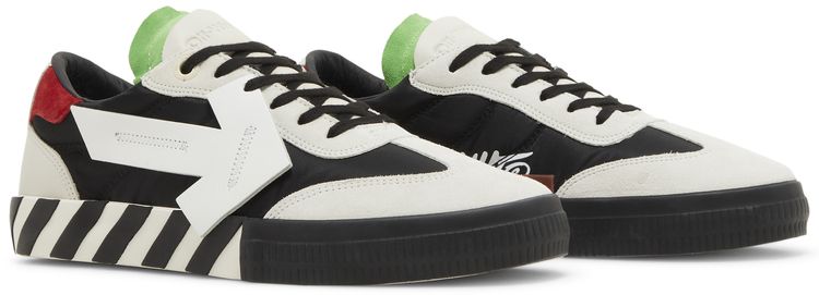 Off White Floating Arrow Low Vulc Leather White Black Green