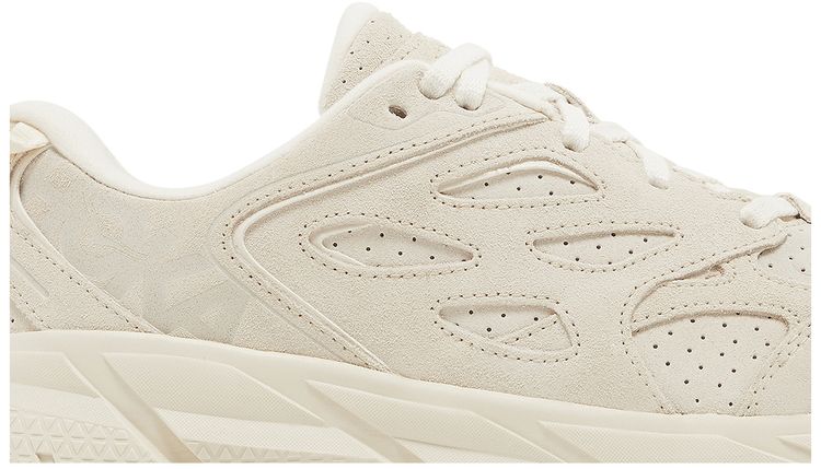 Clifton L Suede Eggnog