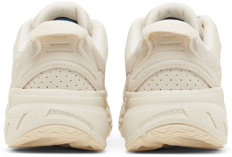Clifton L Suede Eggnog