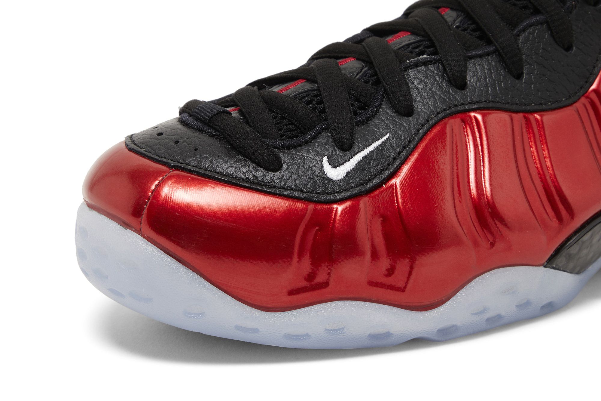 Metallic red foamposite flight club sales