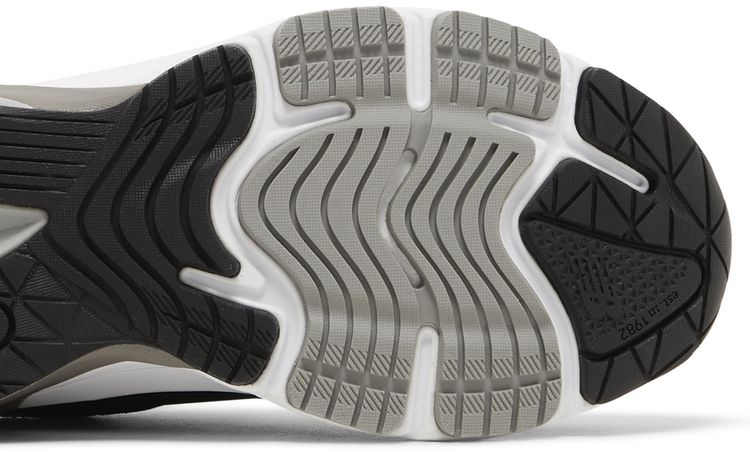 New Balance Wmns 990v6 Made in USA Black Silver