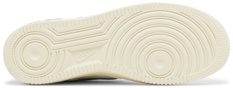 Nike Wmns Air Force 1 07 LX Command Force   Gorge Green