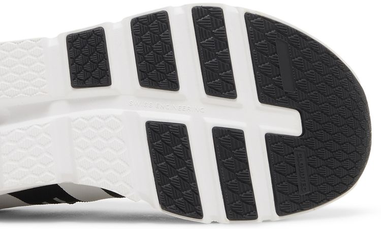 ON Cloudrunner Glacier Black