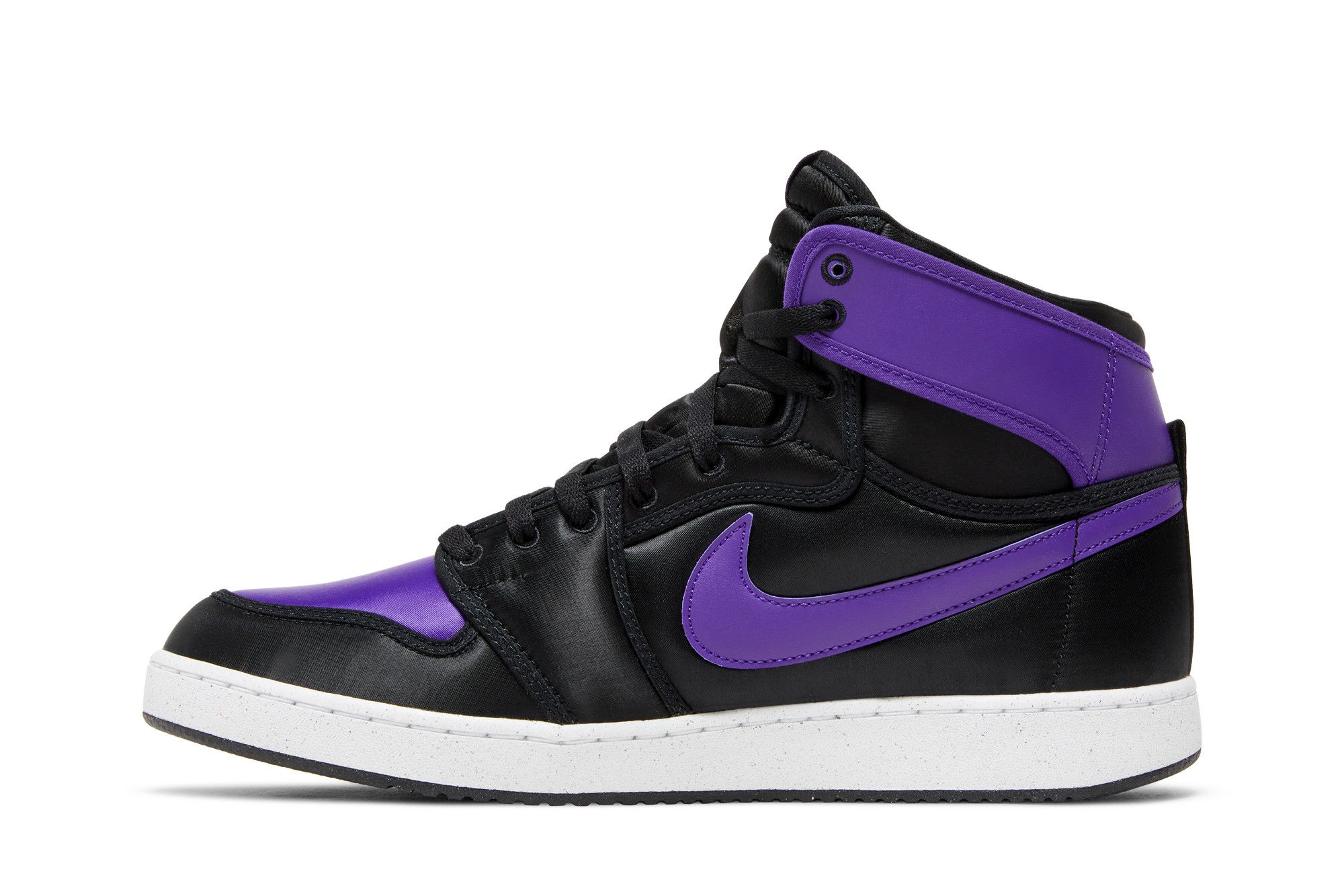 Air Jordan 1 ハイカットシューズ ブラック/パープル 国内 4/18発売】ナイキ エア ジョーダン 1 レトロ ハイ