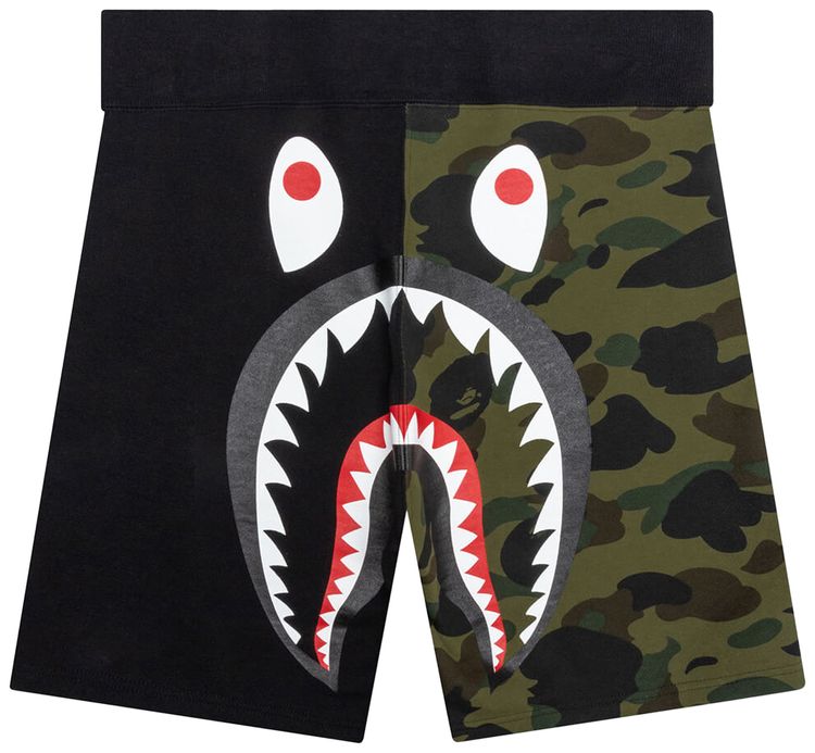 BAPE 1st Camo Back Shark Sweatshorts BlackGreen