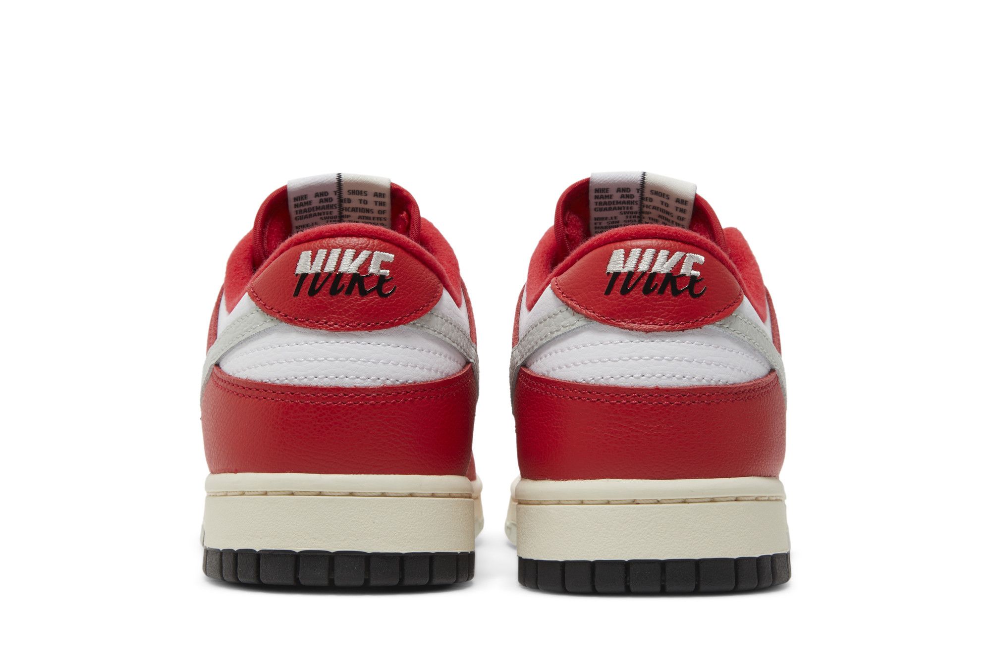 Nike dunks chicago best sale