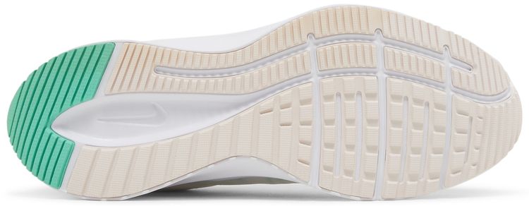 Nike Wmns Quest 4 White Pink