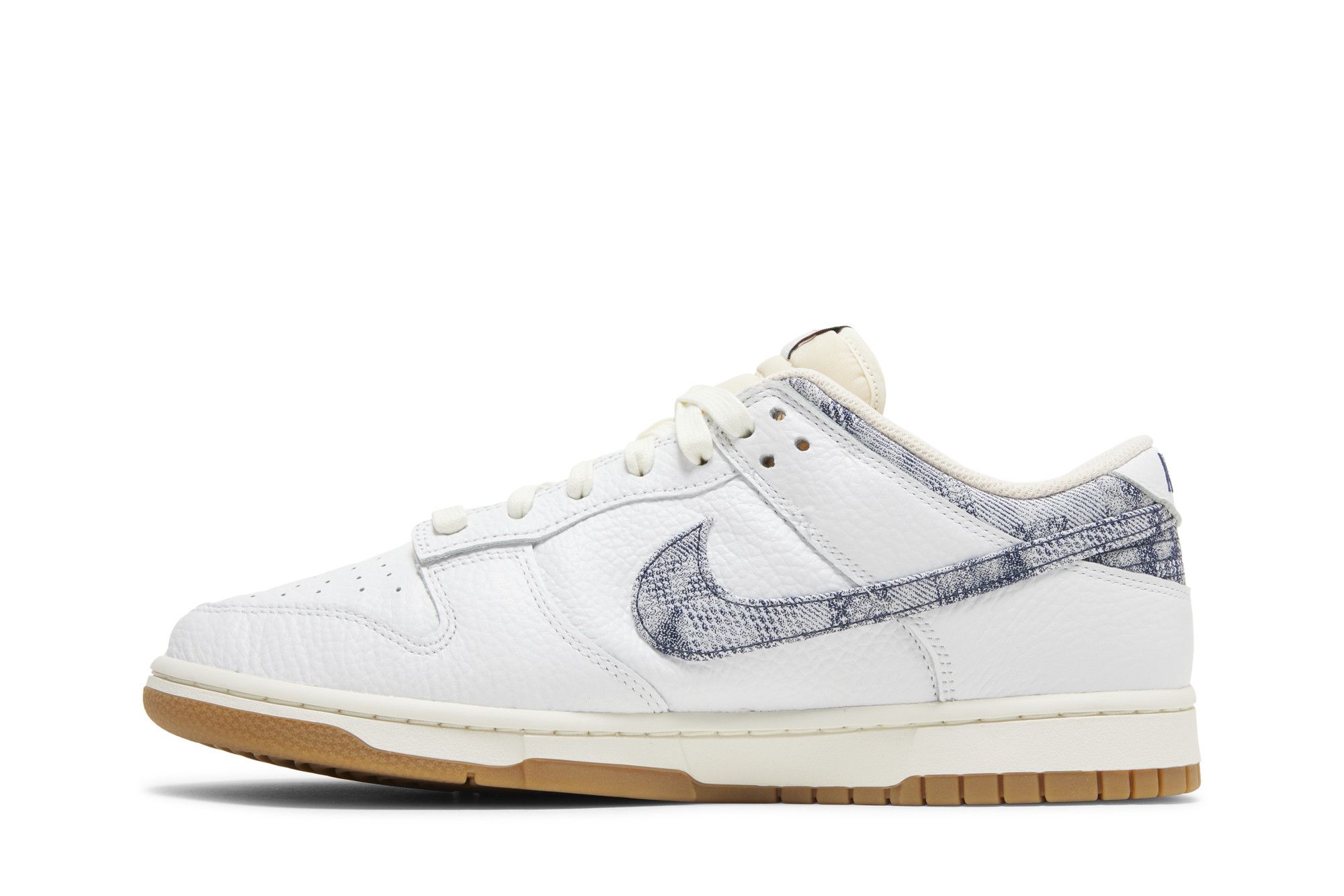 Nike denim dunks 2025