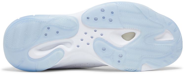 Air Jordan 11 CMFT Low UNC