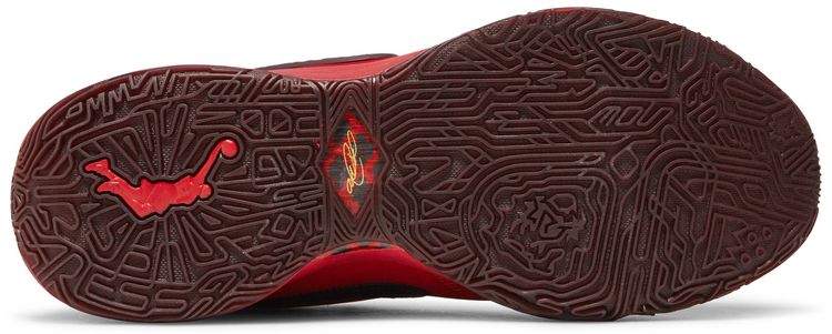 Liverpool FC x Nike LeBron 20 EP