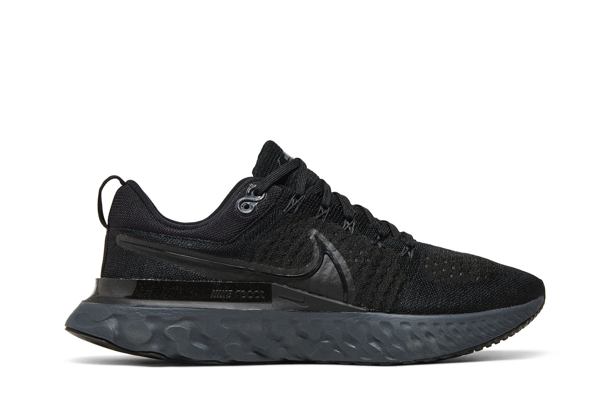 React infinity run triple black cheap