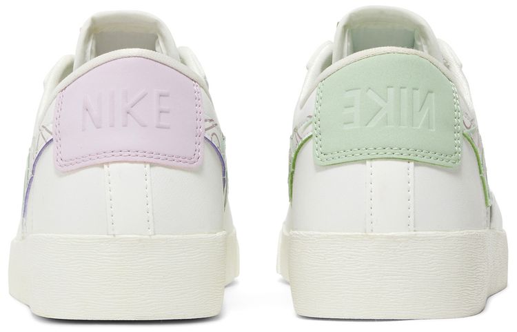 Nike Wmns Blazer Low SE Valentines Day