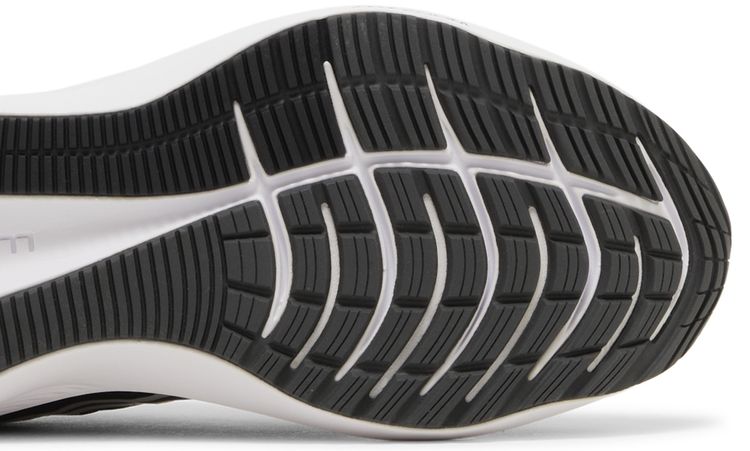 Nike Wmns Zoom Winflo 8 Black White