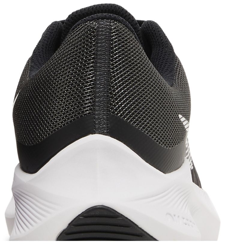 Nike Wmns Zoom Winflo 8 Black White