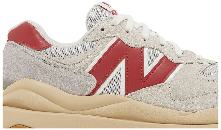 New Balance 5740 Moonbeam True Red