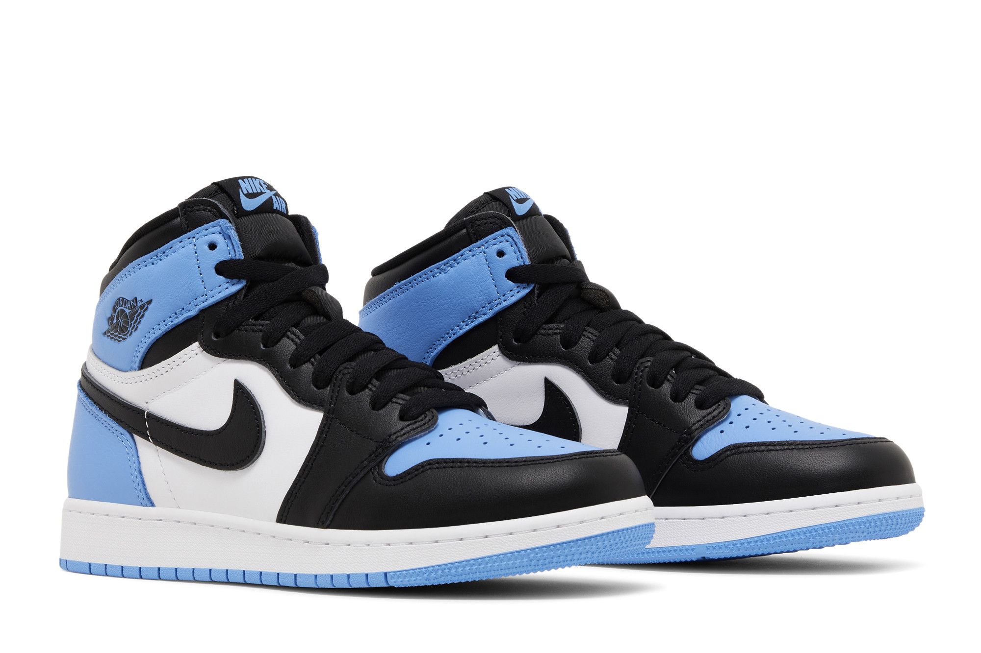 Buy Air Jordan 1 Retro High OG GS 'UNC Toe' - FD1437 400 | GOAT