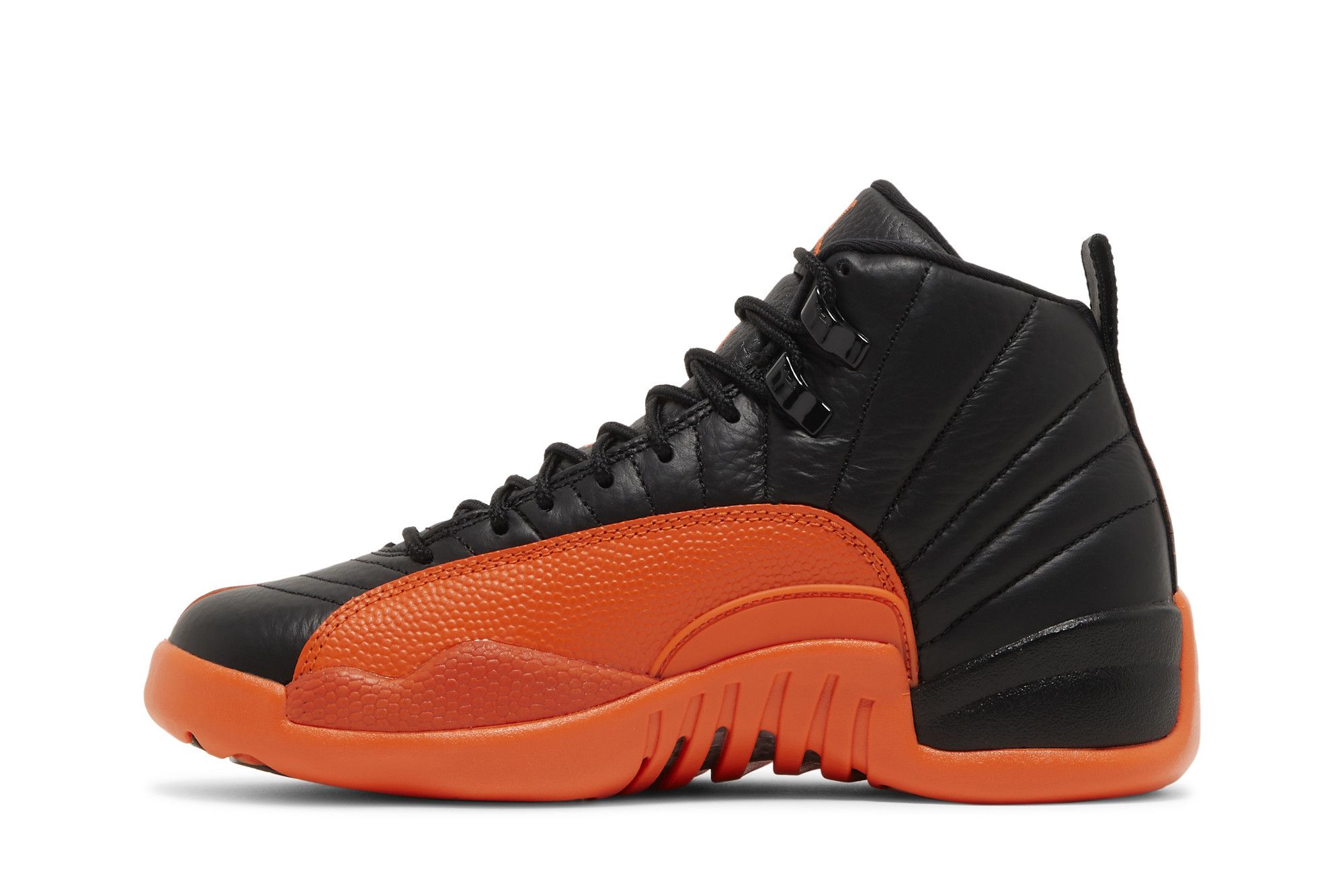 Orange jordans 12 shop