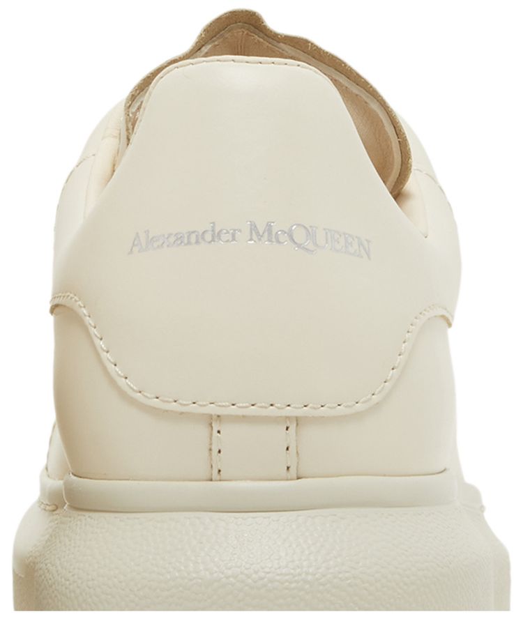 Alexander McQueen Wmns Oversized Sneaker Calico