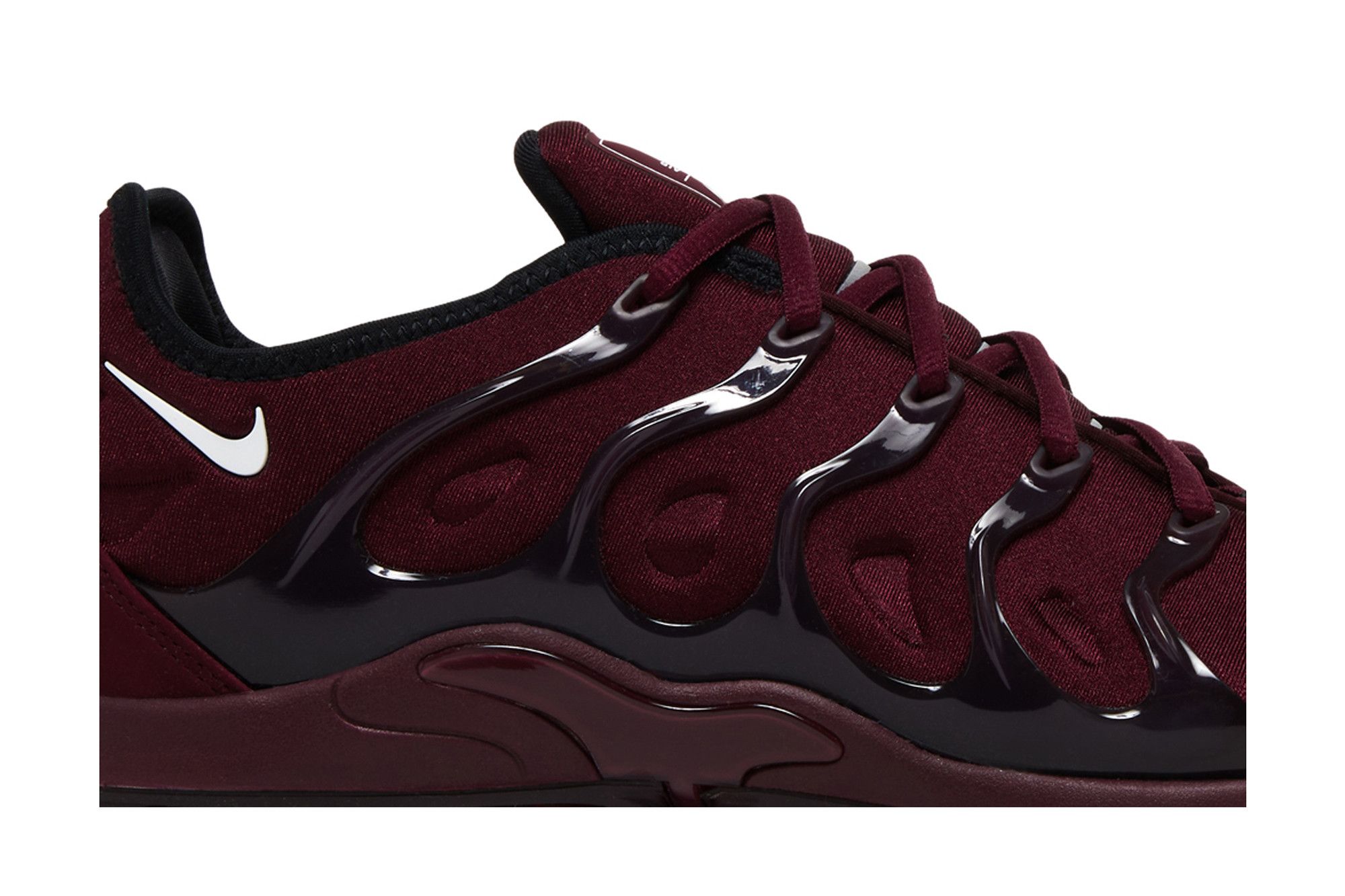 Maroon and black vapormax clearance