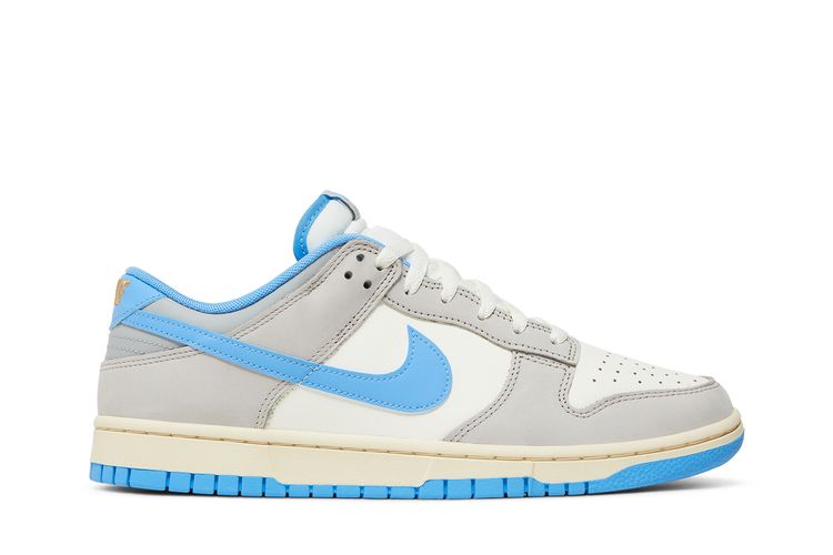 dunk low varsity blue