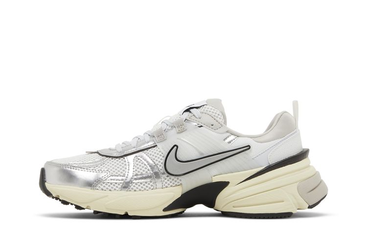 Buy Nike Wmns V2K Run 