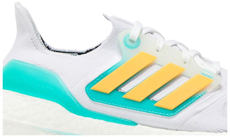 Adidas UltraBoost 22 White Mint Rush