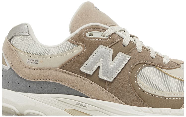 New Balance 2002R Big Kid Wide Timberwolf Mushroom