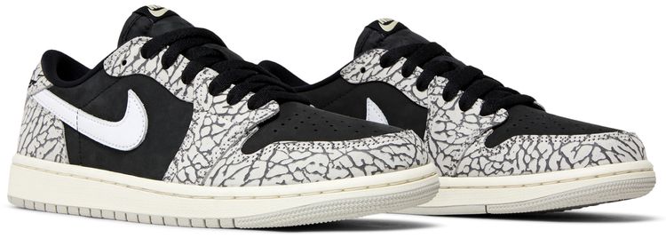 Wmns Air Jordan 1 Retro Low OG Black Cement