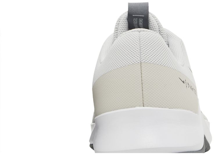 Nike MC Trainer 2 Photon Dust Anthracite