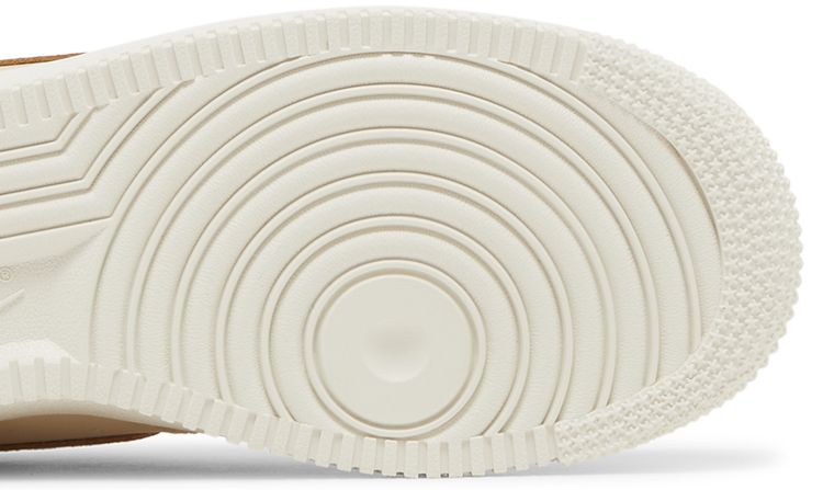 Nike Wmns Air Force 1 07 Essential Sanddrift Gold