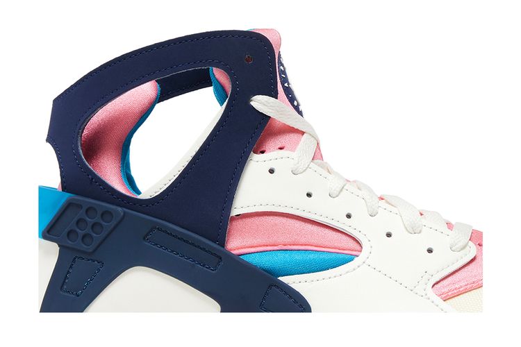 Shoes Nike Nike Huarache Rose Et Blanche Jordan Nike Sportswear