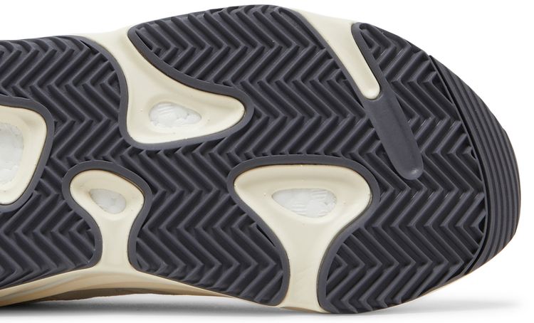 Yeezy Boost 700 Analog 2023