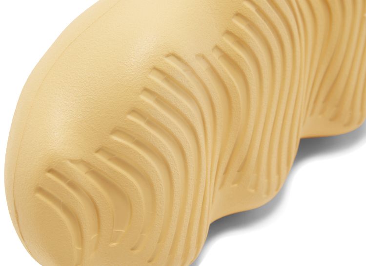Yeezy 450 Slide Cream