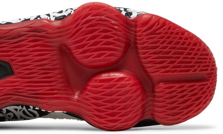 Nike LeBron 17 EP LeBron 4 Graffiti