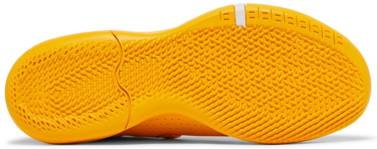 Kobe AD TB Amarillo
