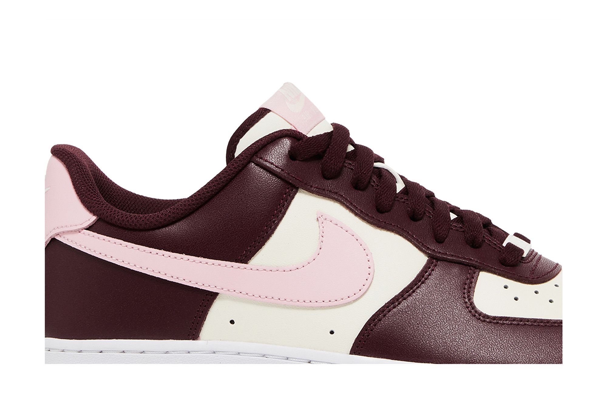 商品画像：近日発売｜Nike Air Force 1  4