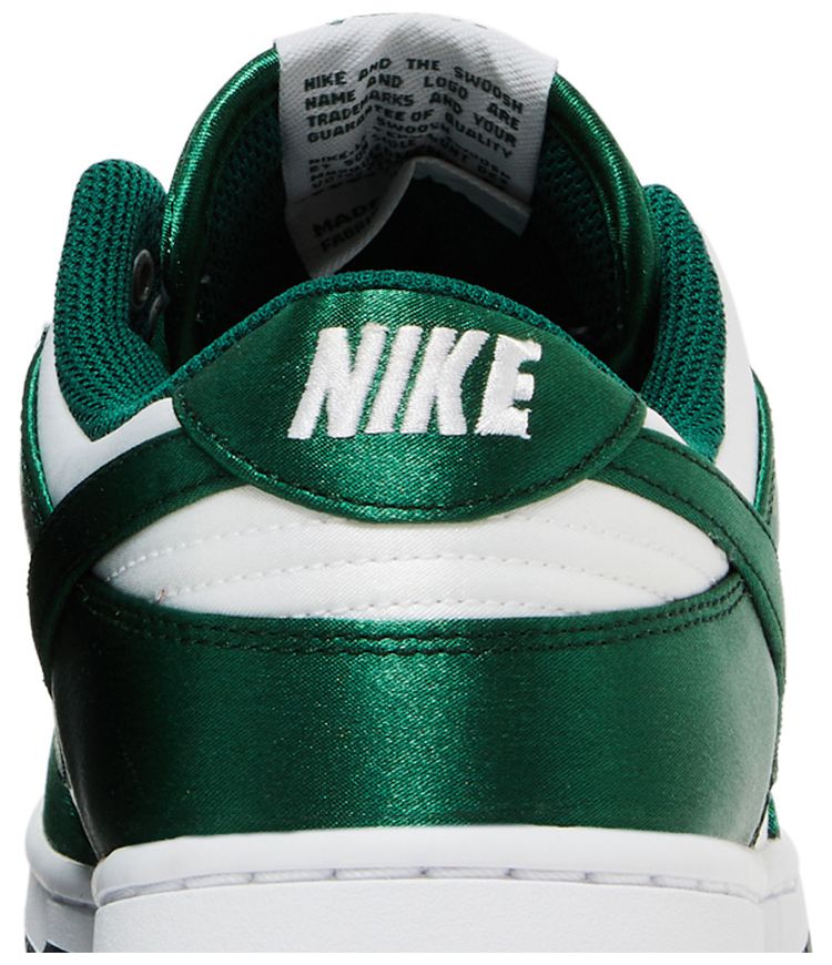 Wmns Dunk Low Satin Green