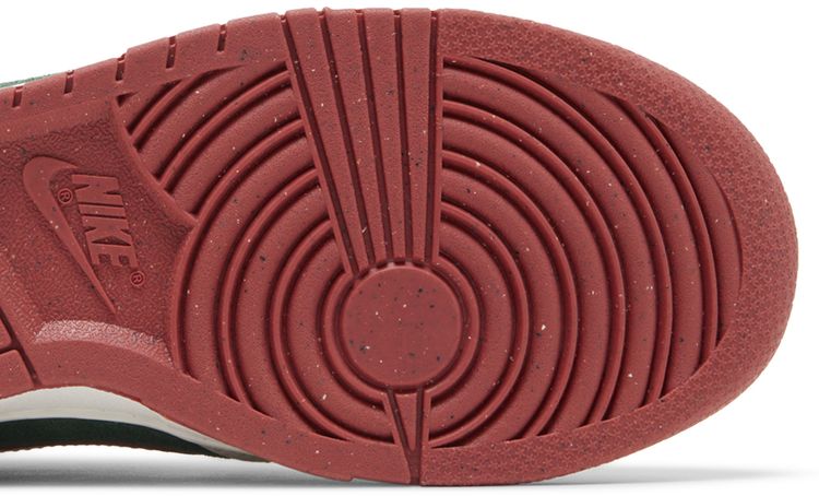 Nike Wmns Dunk Low SE All Petals United